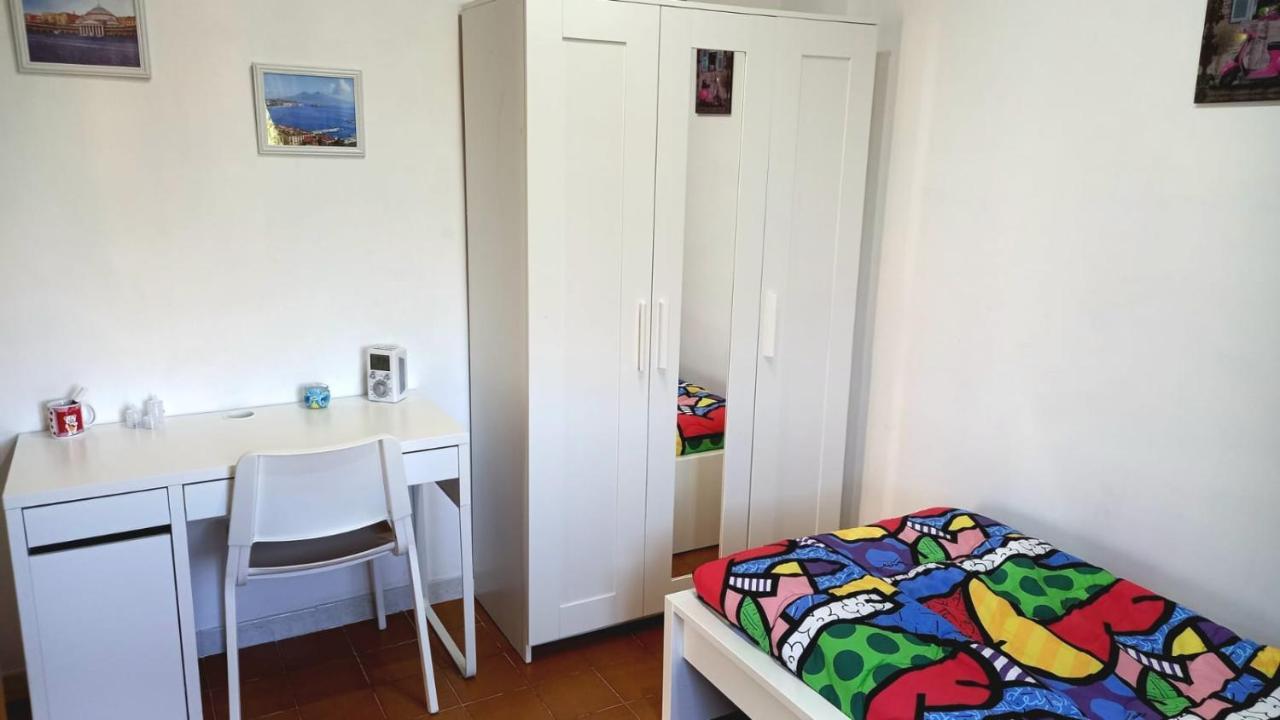 Lg House * Napels